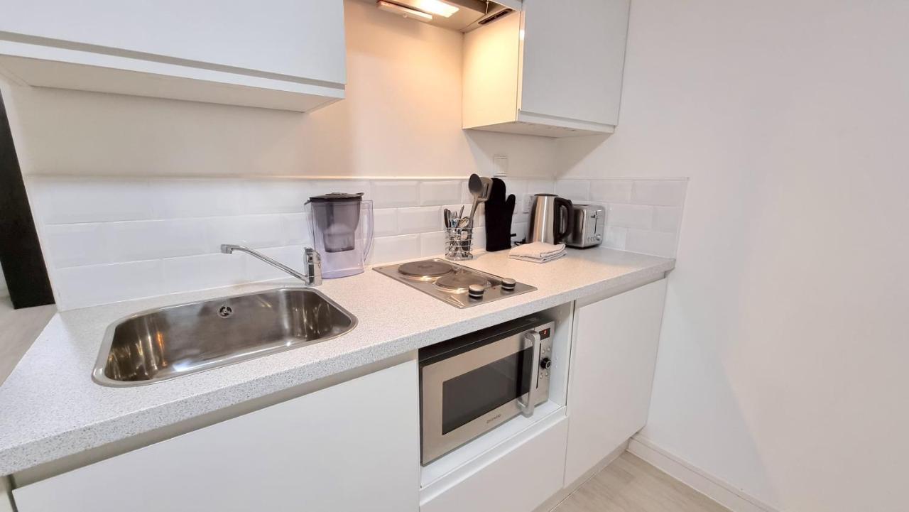 Spacious City Studio / Wifi / Parking ליברפול מראה חיצוני תמונה