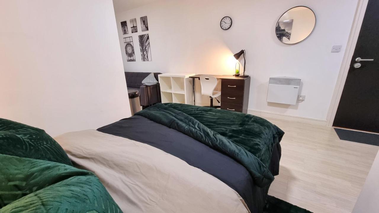 Spacious City Studio / Wifi / Parking ליברפול מראה חיצוני תמונה