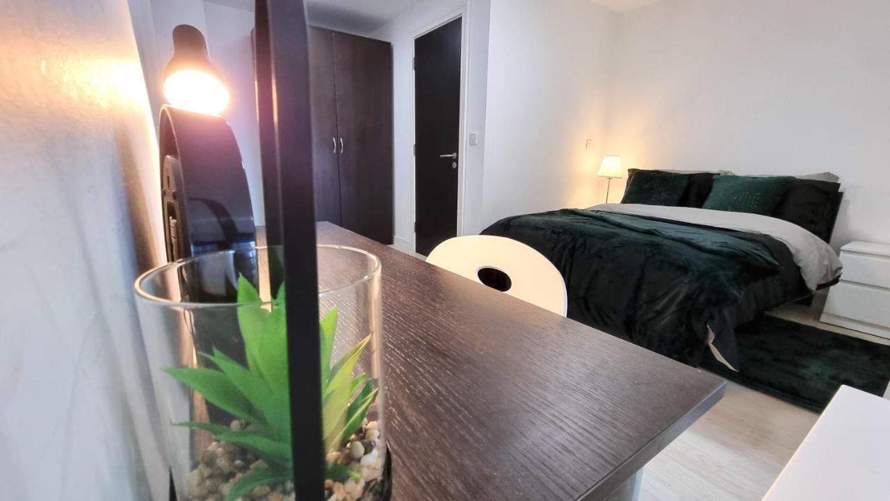 Spacious City Studio / Wifi / Parking ליברפול מראה חיצוני תמונה