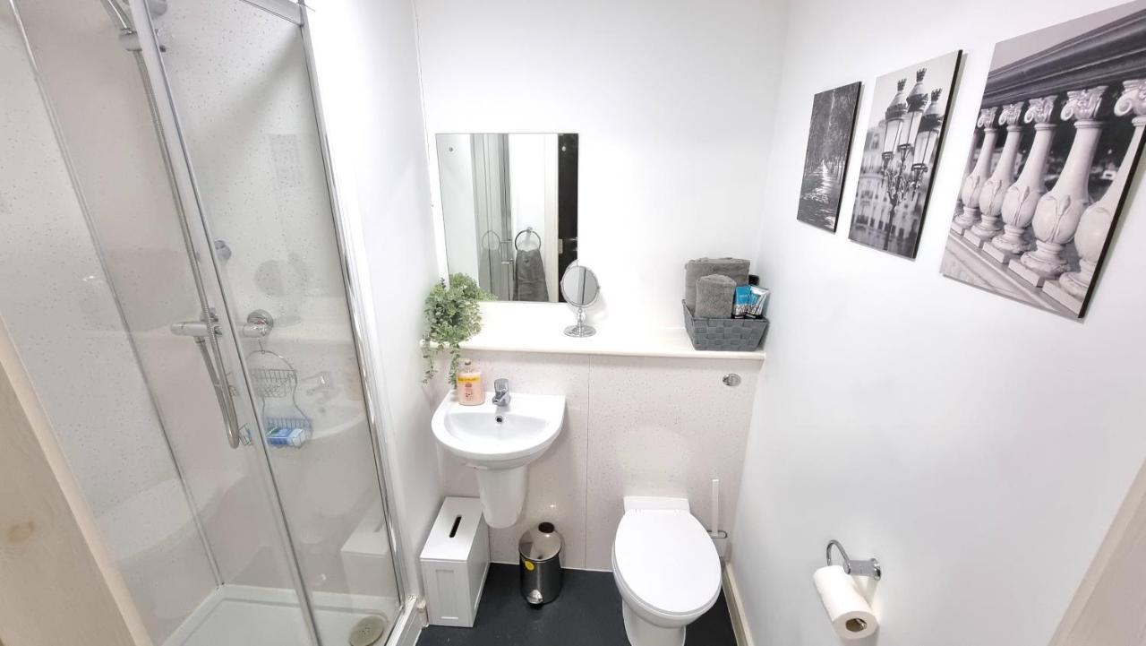 Spacious City Studio / Wifi / Parking ליברפול מראה חיצוני תמונה